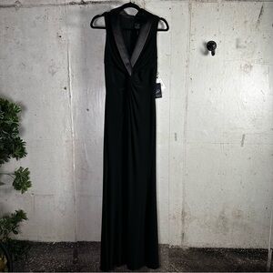 Adrianna Papell Long Black Tuxedo ‎ Dress Size 2 formal evening gown prom